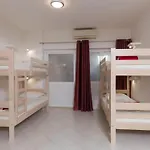 Hostel Free Bird - Bed In Ten Bed Mixed Dormitory Room 5