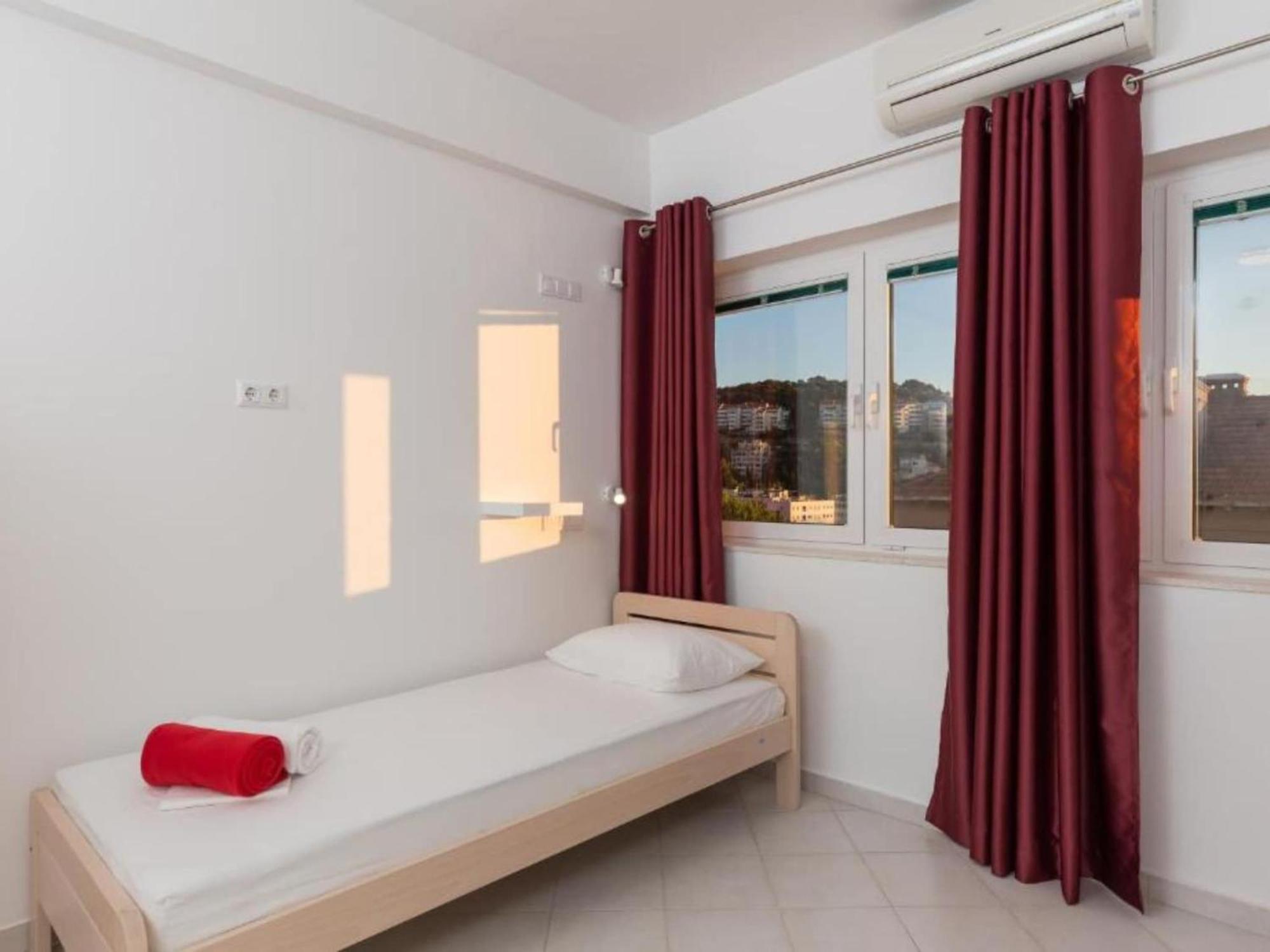 Free Bird - Bed In Bed Mixed 5 Holiday home
